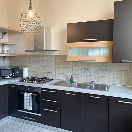 Umbria 60 Apartment Milan Bagian luar foto